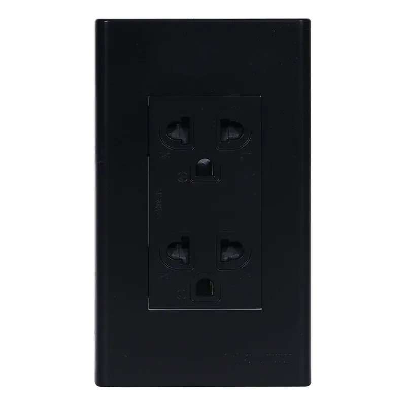Powerhouse 3 Gang Plate w/ Duplex Universal Outlet w/ Ground 1pc 250V/106A