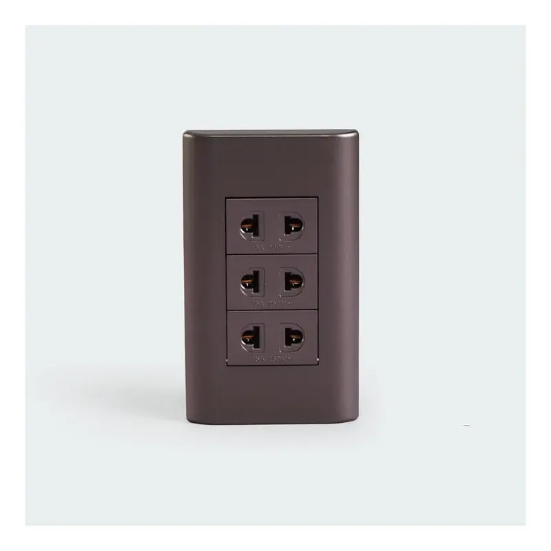 Royu Plano 3 Gang Universal Outlet Set 15A Dark Wood
