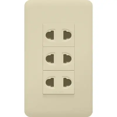 Royu Classic Series 3 Gang Outlet Set 10A